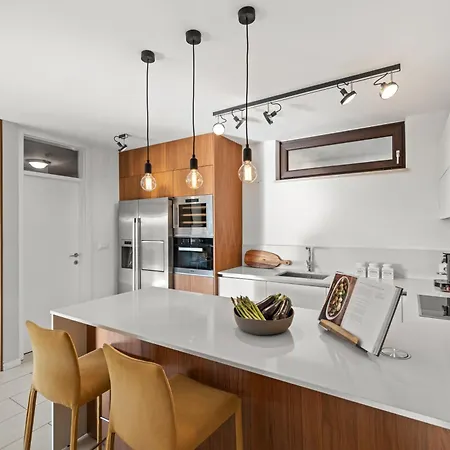 דירה Grand With 3 Bedrooms In Porec! *