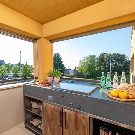 Apartment Grand With 3 Bedrooms In Porec!
